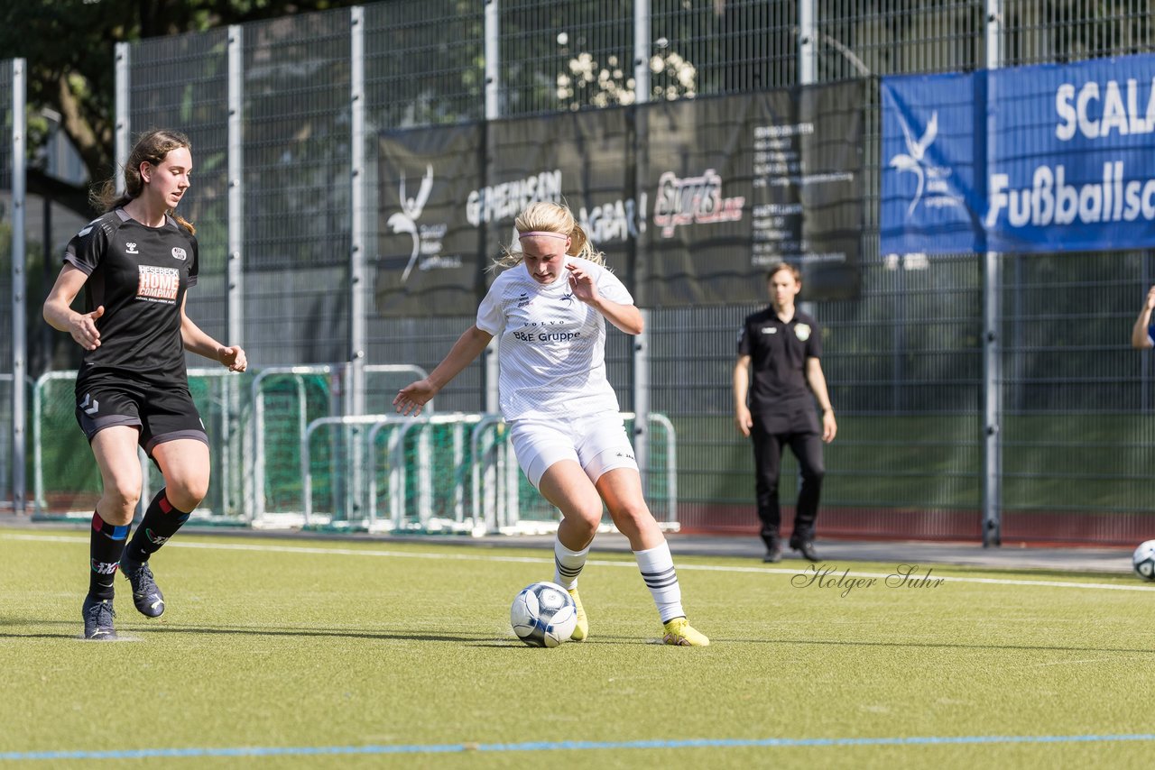 Bild 125 - wBJ Alstertal-Langenhorn - SV Henstedt-Ulzburg : Ergebnis: 4:1